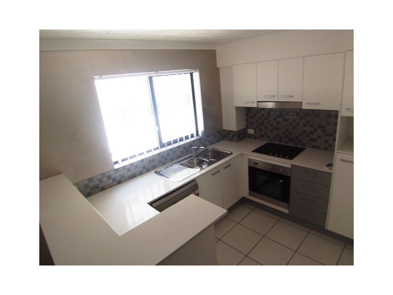 16/15 Lloyd St, Southport QLD 4215