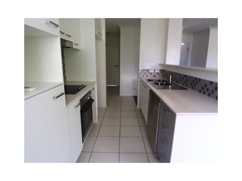 23/15 Lloyd Street, Southport QLD 4215