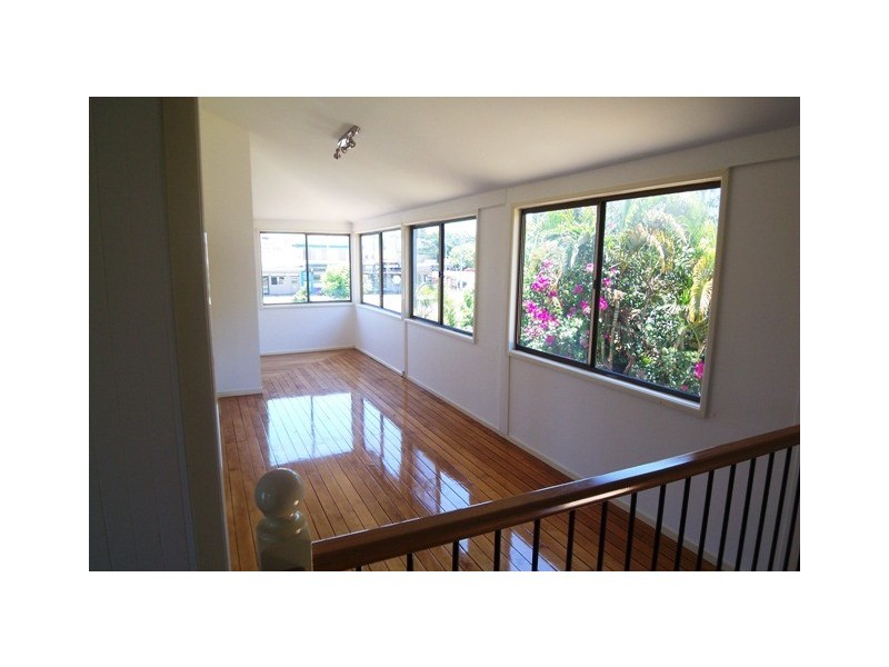 14 Stevens, Southport QLD 4215