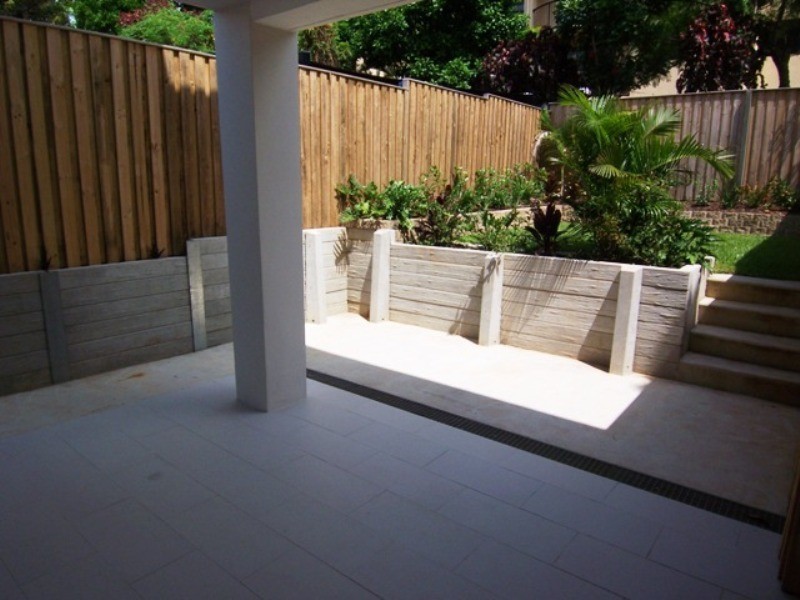 1/8 walton Street, Southport QLD 4215