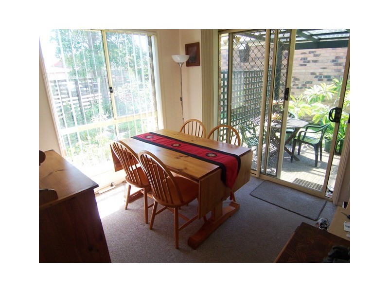 16 Matisse Court, Coombabah QLD 4216