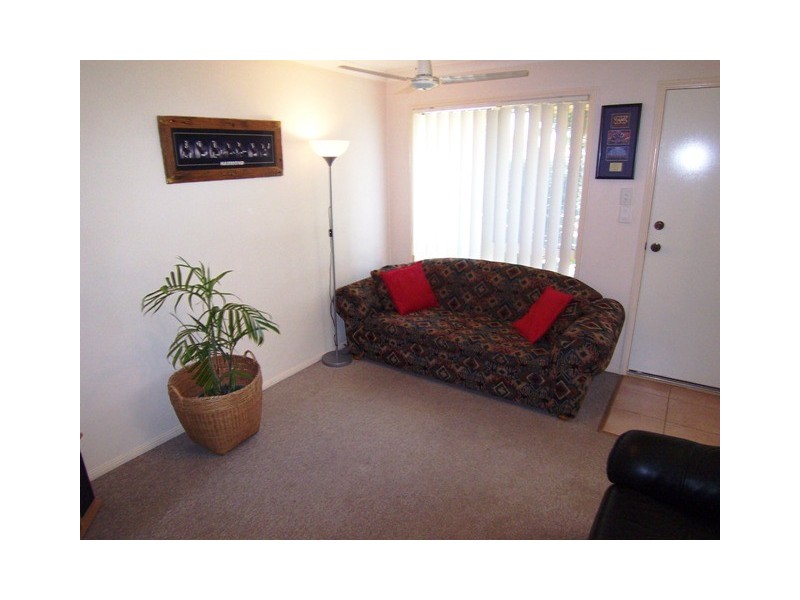 16 Matisse Court, Coombabah QLD 4216