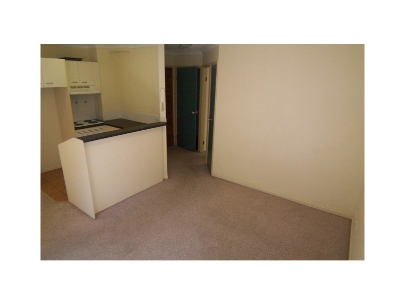 3/56 bauer, Southport QLD 4215