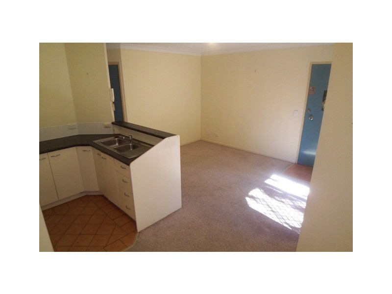 3/56 bauer, Southport QLD 4215