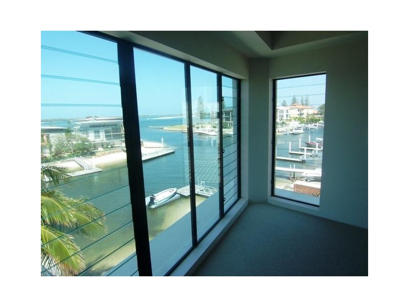 Runaway Bay QLD 4216