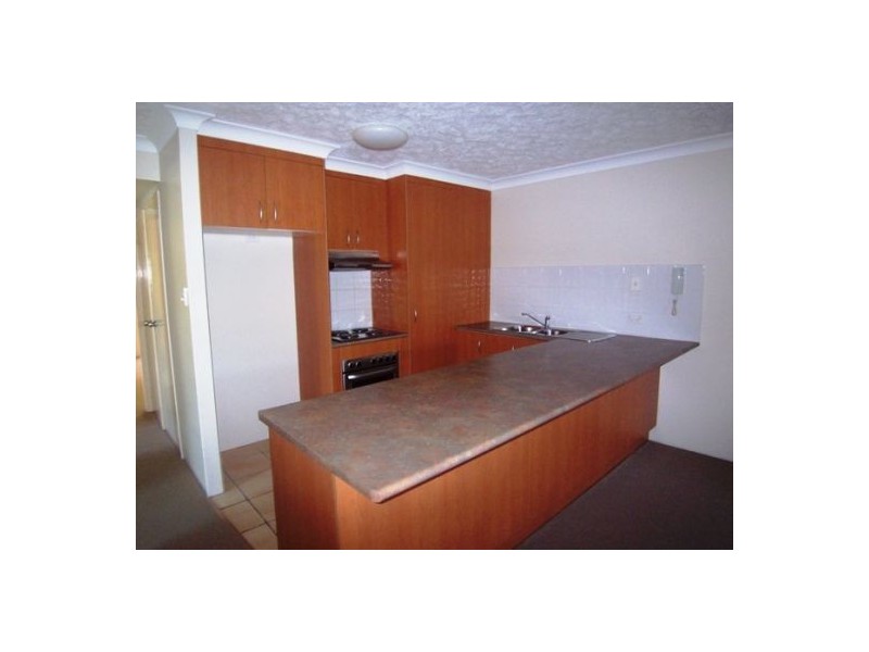 1/25 Walton Street, Southport QLD 4215