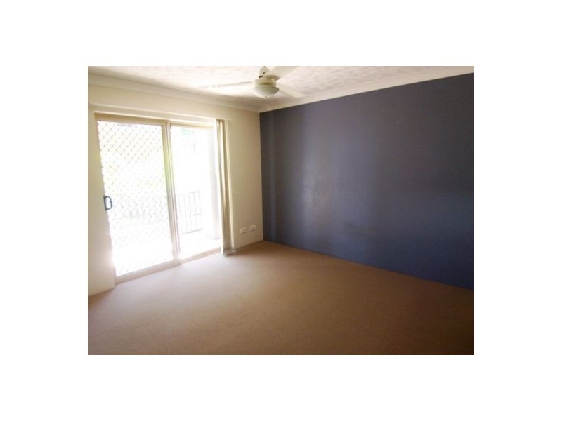 1/25 Walton Street, Southport QLD 4215