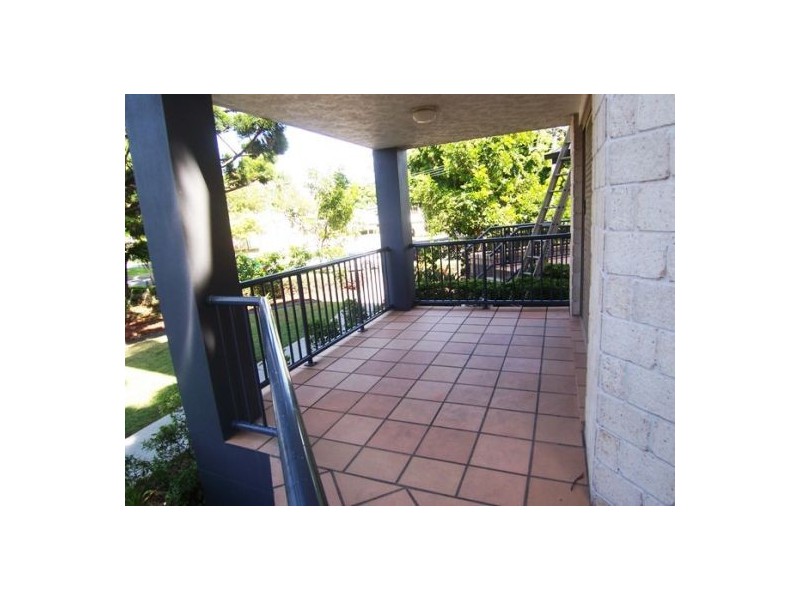 1/25 Walton Street, Southport QLD 4215