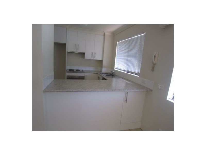 4/26 Lather Street, Southport QLD 4215