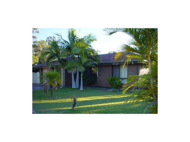 Labrador QLD 4215