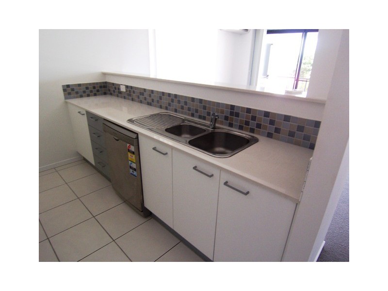 15/15 Lloyd Street, Southport QLD 4215