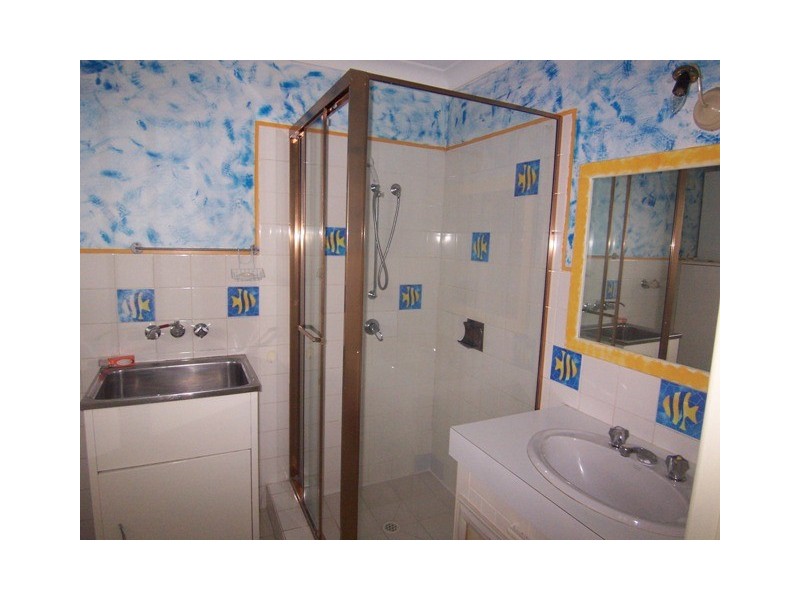 Paradise Waters QLD 4217