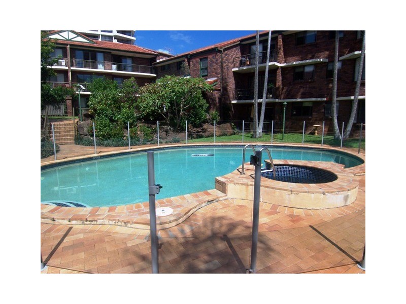 Paradise Waters QLD 4217