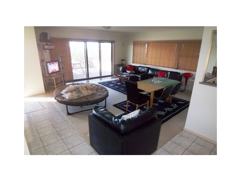 544 Marine Parade, Biggera Waters QLD 4216