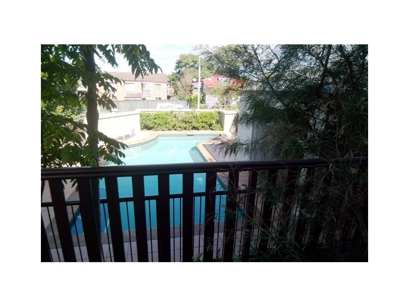 1/13-15 Johnston, Southport QLD 4215