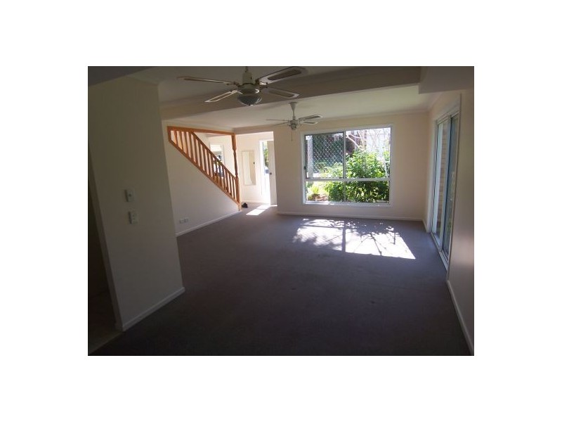 14/105 Ridgeway Avenue, Southport QLD 4215