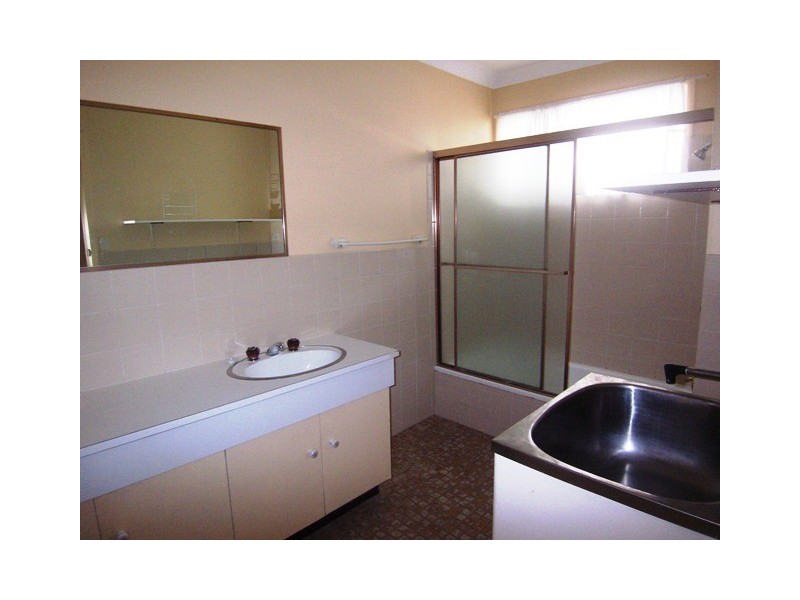 Labrador QLD 4215