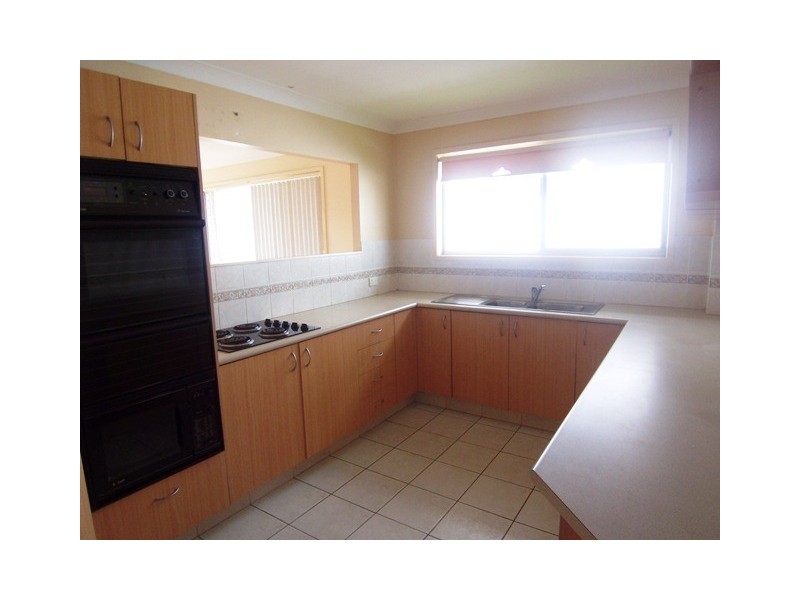 Labrador QLD 4215