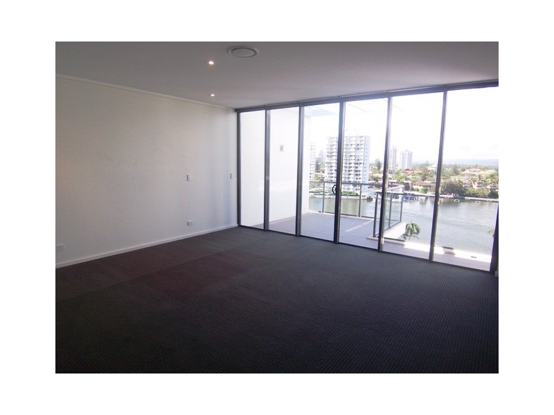 801/6 Tarcoola Crescent Riva On Chevron, Chevron Island QLD 4217