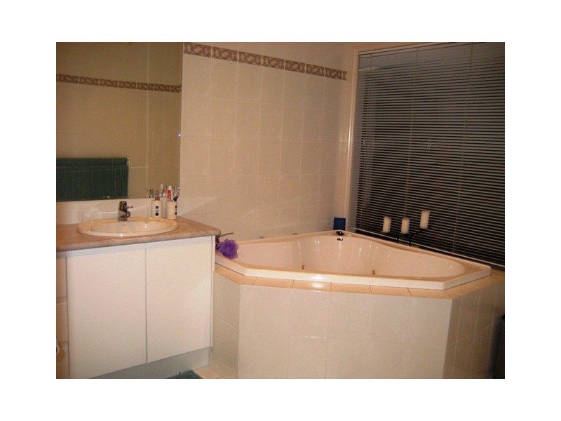 Benowa QLD 4217