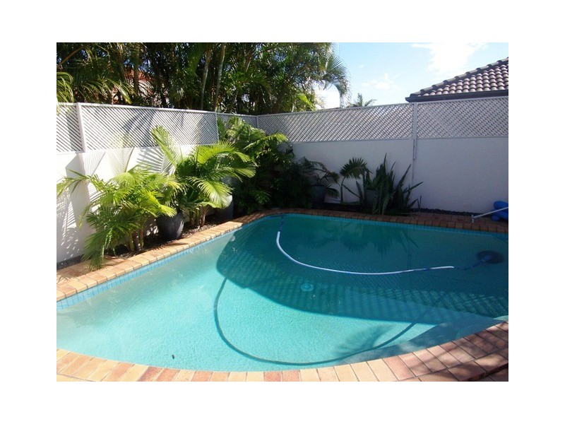 Benowa QLD 4217
