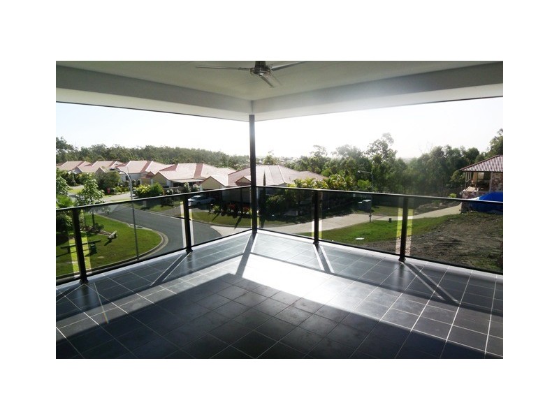 9 Hellman, Molendinar QLD 4214