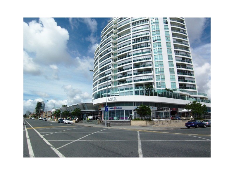 8/274 Marine Parade, Labrador QLD 4215