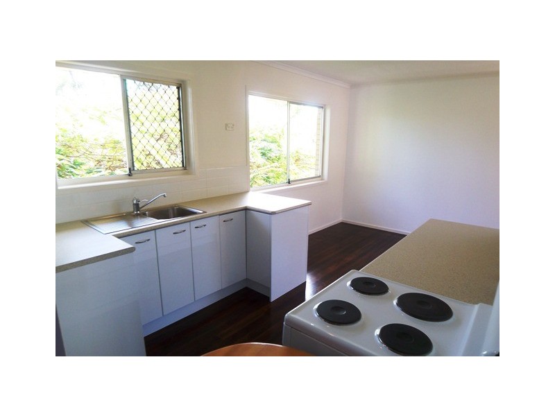 3 Sibyl St, Southport QLD 4215