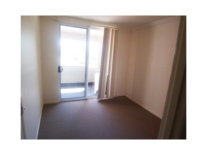 24 6-10 Rose Street, Southport QLD 4215