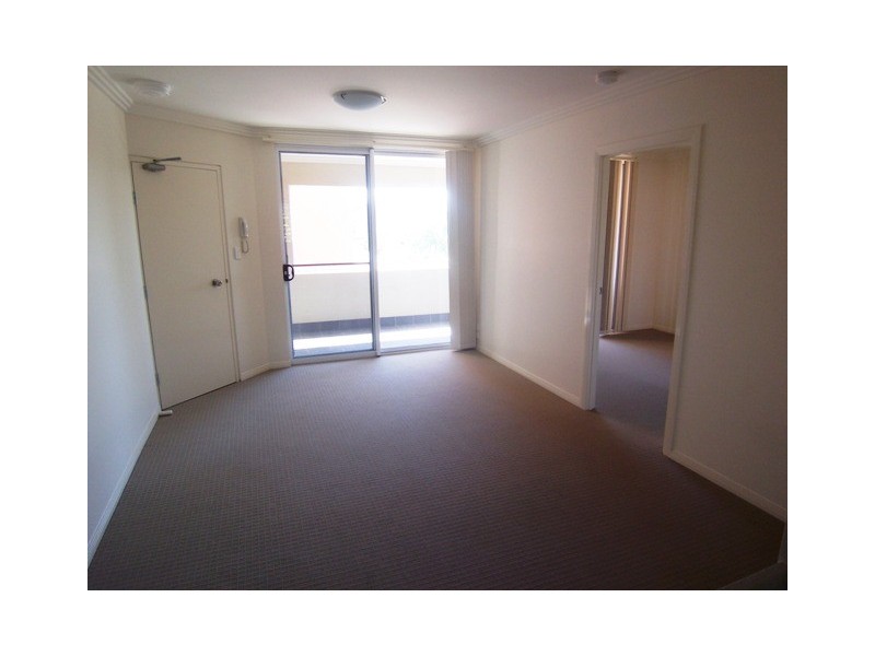 24 6-10 Rose Street, Southport QLD 4215