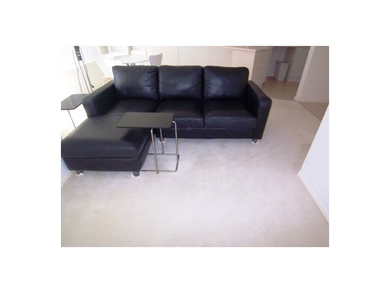 9/57  Worendo Street, Southport QLD 4215