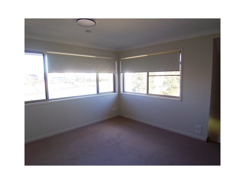 Varsity Lakes QLD 4227