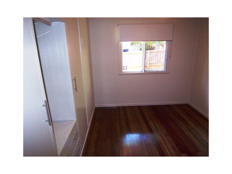 28 Dowling Street, Southport QLD 4215