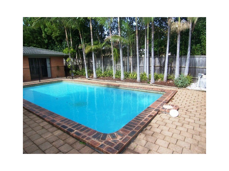 28 Dowling Street, Southport QLD 4215