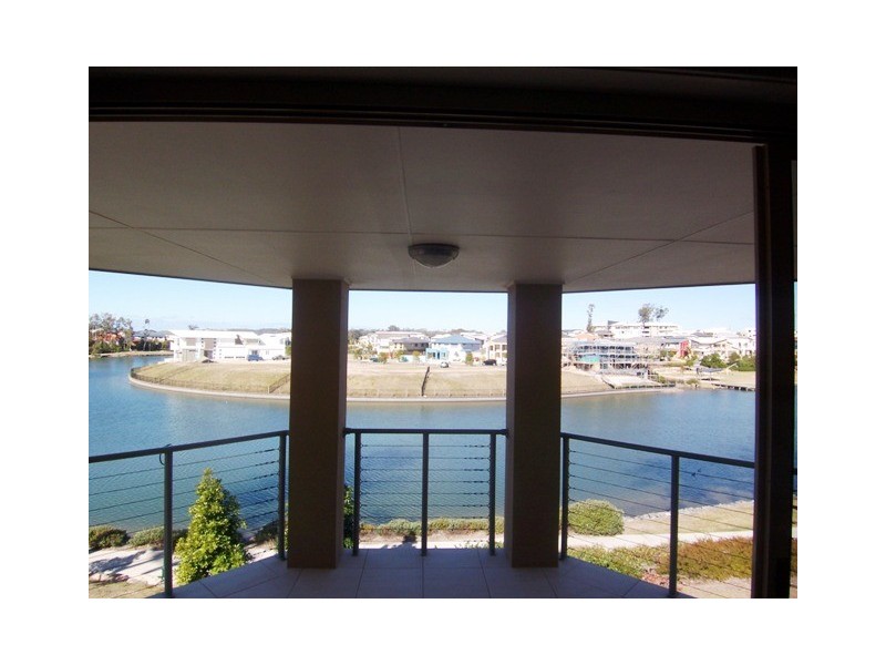 Varsity Lakes QLD 4227