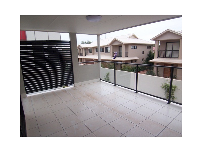 Labrador QLD 4215