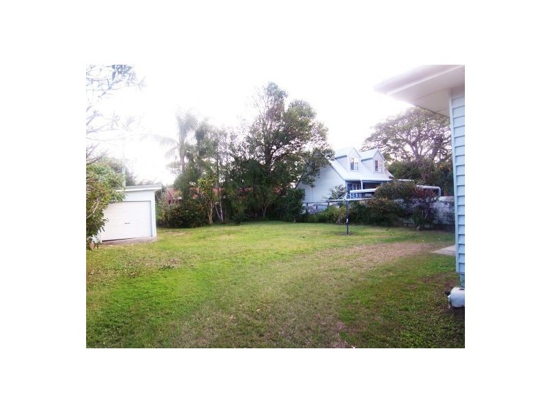 Labrador QLD 4215