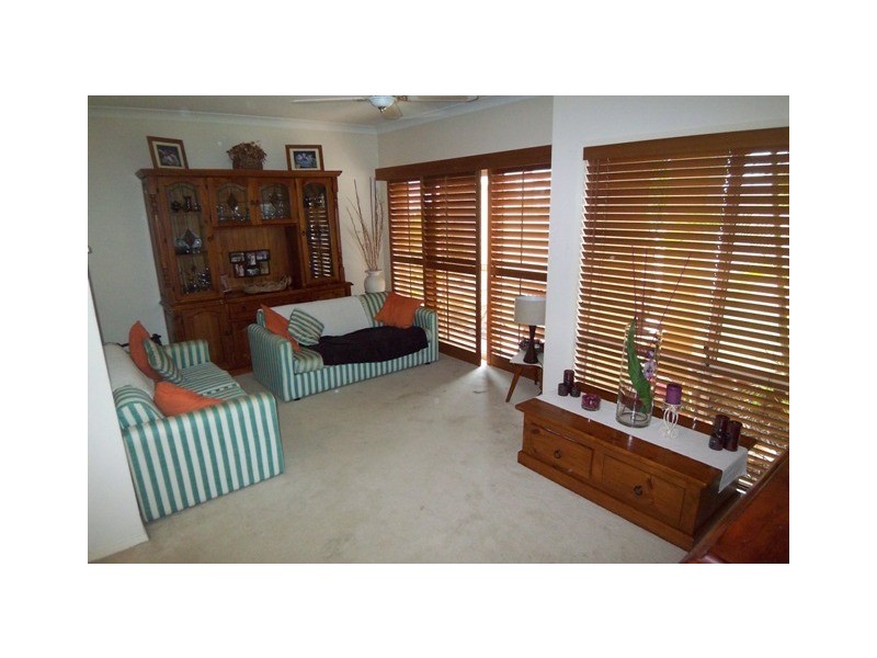 9/152 Palm Meadows, Carrara QLD 4211