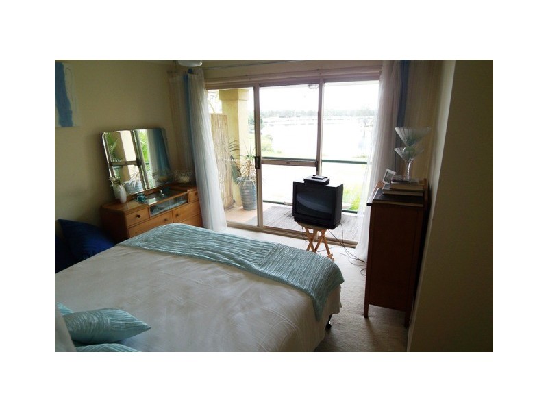 9/152 Palm Meadows, Carrara QLD 4211