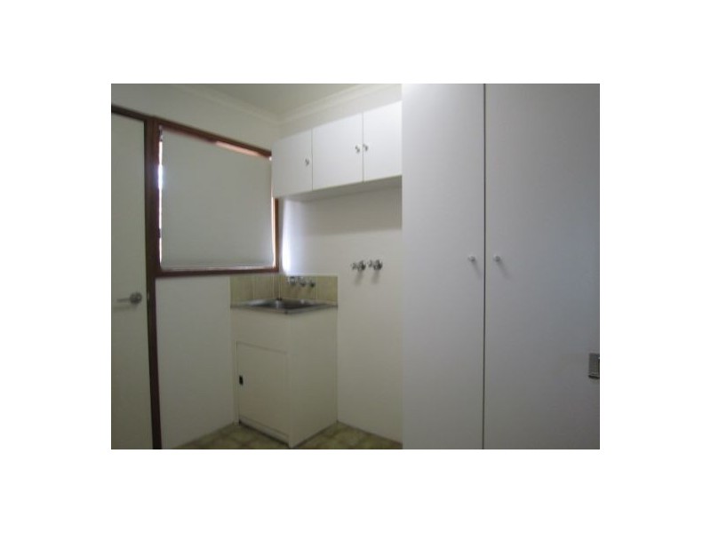 2/17 Gardiners Place, Southport QLD 4215