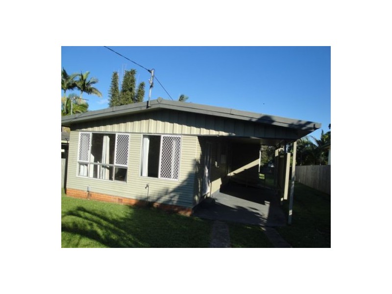 150 Turpin Road, Labrador QLD 4215