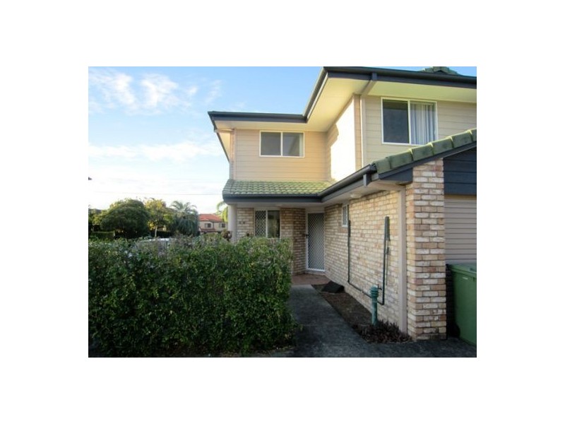3/90 Pohlman Street, Southport QLD 4215