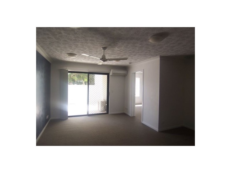 2/15  Lloyd Street, Southport QLD 4215