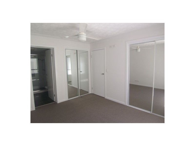 2/15  Lloyd Street, Southport QLD 4215