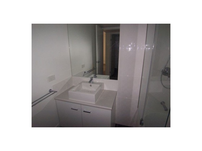 2/15  Lloyd Street, Southport QLD 4215