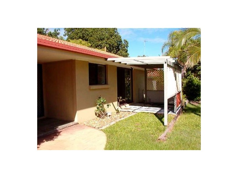 20 Lowanna Drive, Ashmore QLD 4214