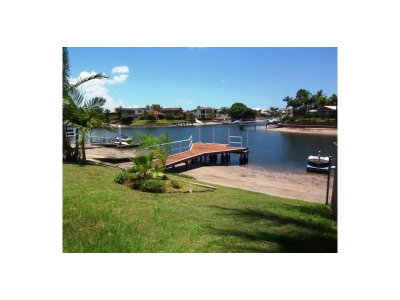 347 Bayview Street, Runaway Bay QLD 4216