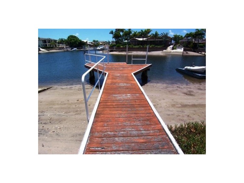 347 Bayview Street, Runaway Bay QLD 4216