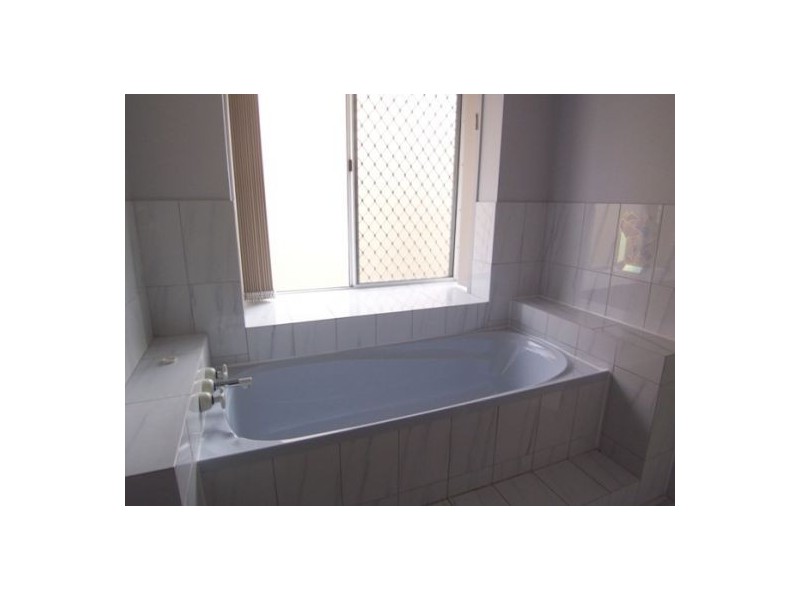 347 Bayview Street, Runaway Bay QLD 4216