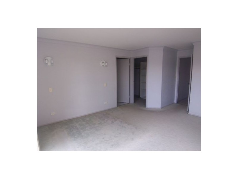 347 Bayview Street, Runaway Bay QLD 4216